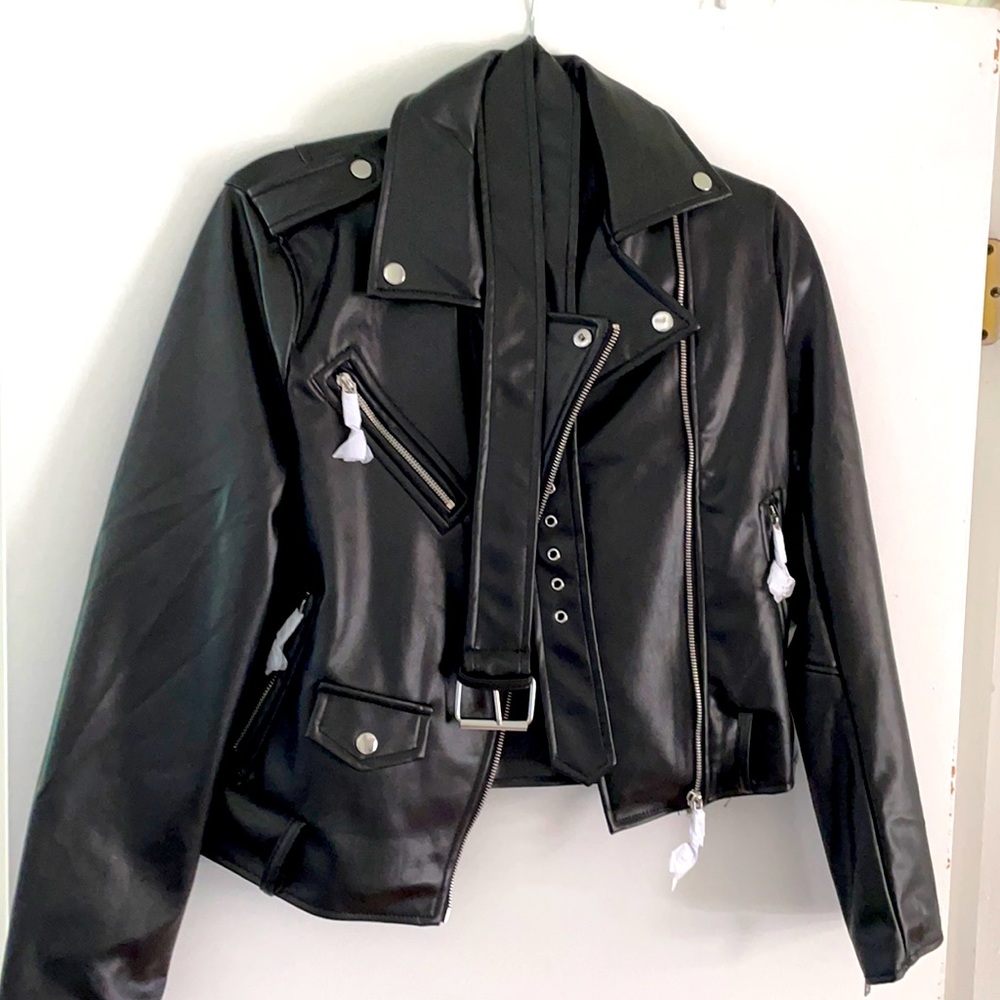 NWT Lightweight edgy jacket